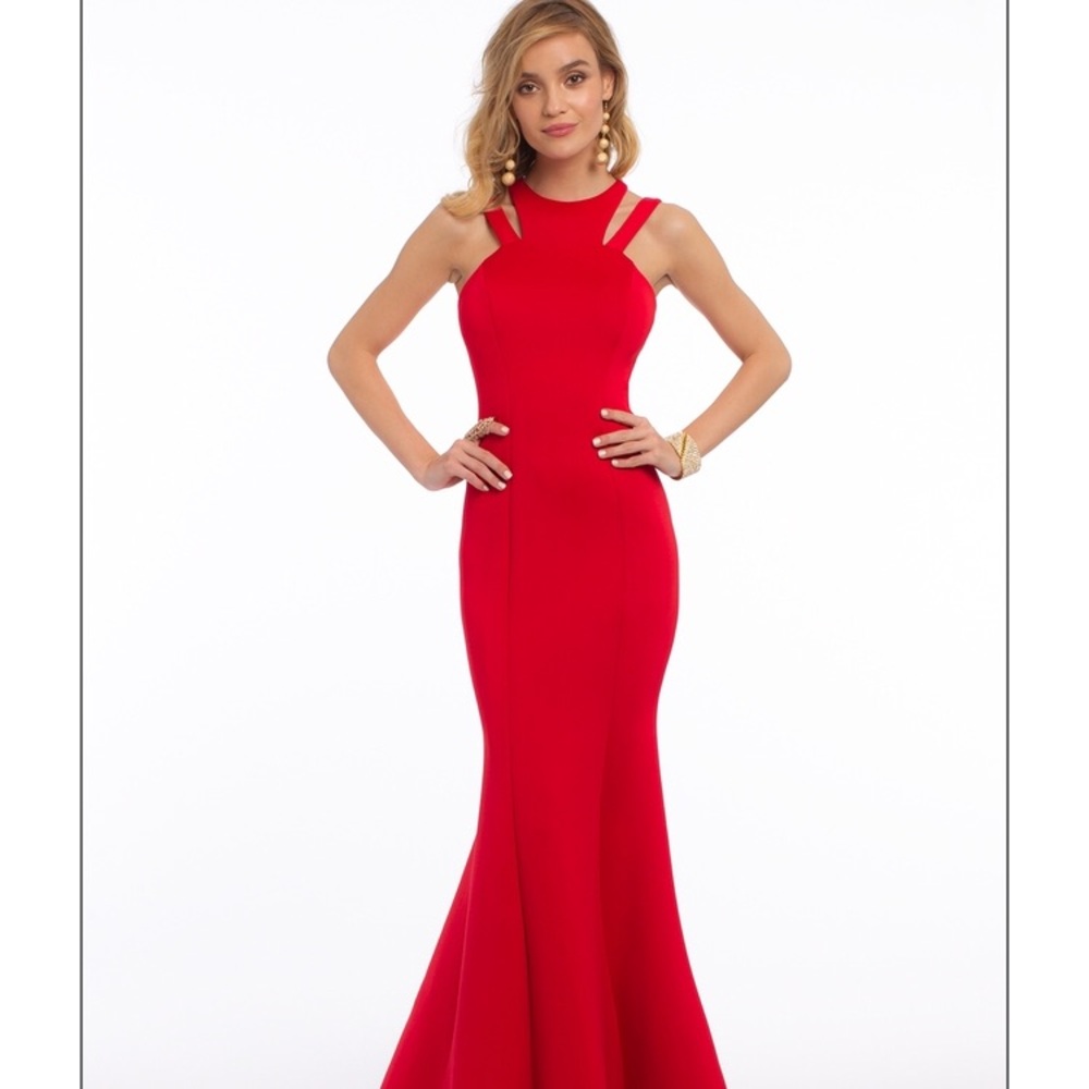 Long Evening red dress from Camille Lavie 💃🏼 🥂